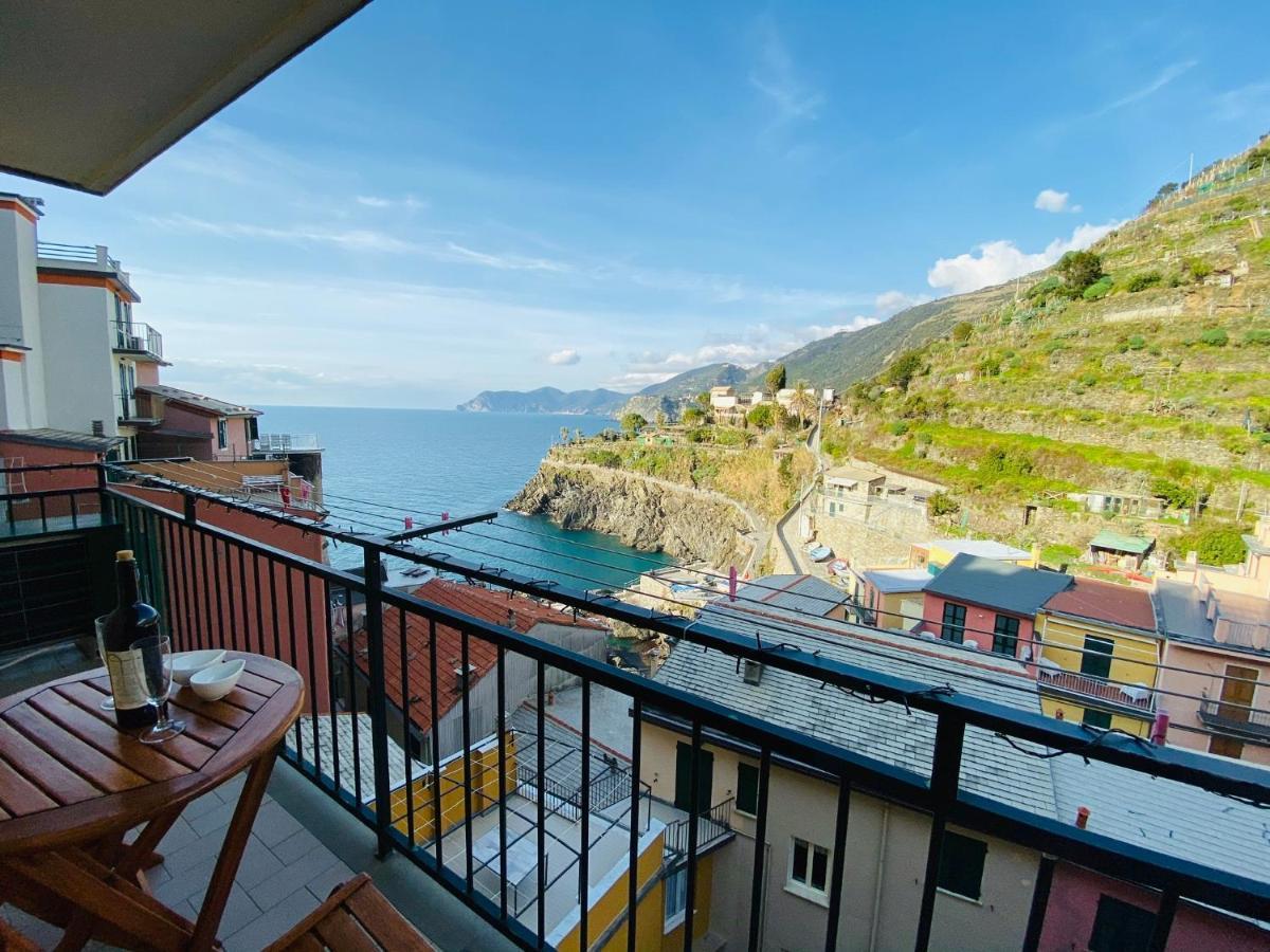 マナローラ“Ivory House”With Sea Viewアパートメント エクステリア 写真